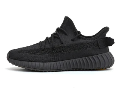 Yeezy 350 V2 Zapatillas Negras y Blancas con Estrella